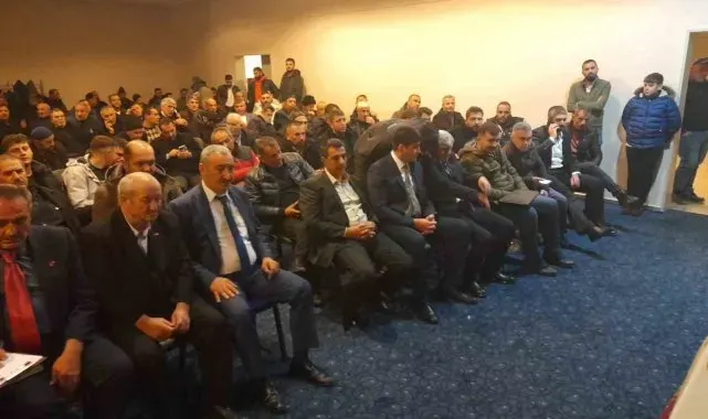Hamza Özkan, Özel Halk Otobüsleri Derneği'nde güven tazeledi