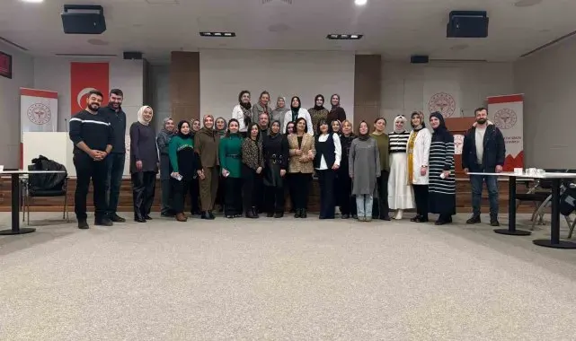 Elazığ'da sağlıkta kalite standartları eğitimi