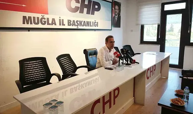 CHP Genel Başkan Yardımcısı Berhan Şimşek Muğla'da görevinden istifa etti