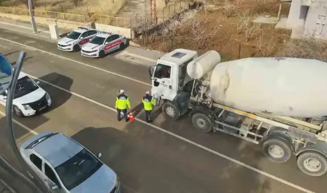 Siirt'te dron destekli trafik denetimi