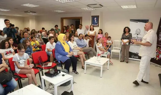 Ataşehir Belediyesi'nden 7 bin öğrenciye eğitim desteği