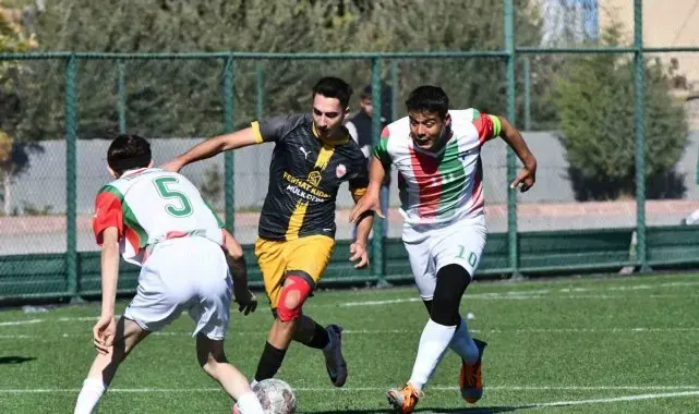 Süper Amatör Küme ve 1. Amatör Küme'ye 1 hafta ara verildi