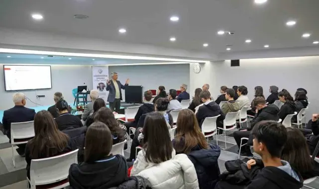 Talas'ta yazar okulu seminerleri başladı