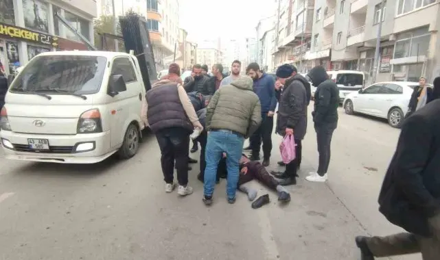 Muş'ta otomobilin çarptığı yaya ağır yaralandı, sürücü kaçtı
