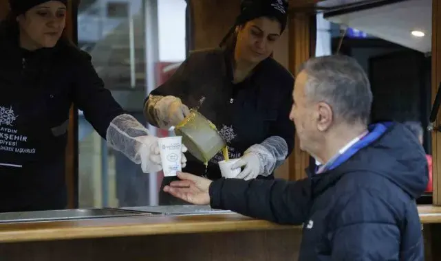 Başkan Çerçioğlu soğuk kış günlerinde esnaf ve vatandaşların yanında