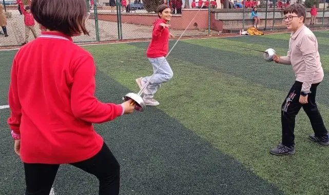 Aydın'da minikler, spor dallarındaki yeteneklerini keşfediyor