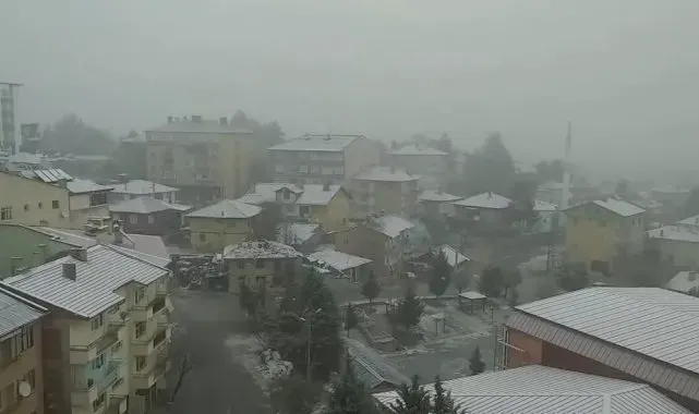 Çankırı'da kar yağışı etkili oluyor