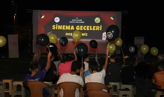 Hasanlar köyünde nostalji dolu açık hava sineması
