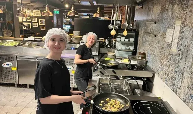 Bozüyük'te Erasmus projesi kapsamında öğrenci ve öğretmenler Avusturya'ya gittiler