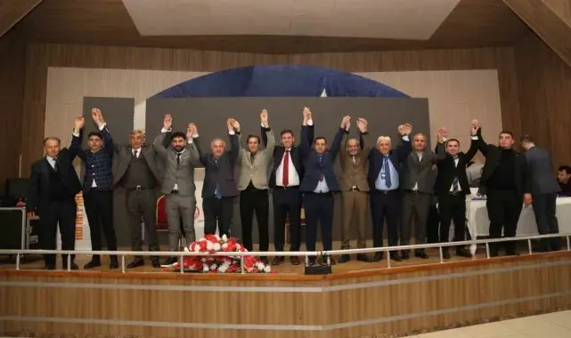 Ak Parti Oltu 'Oğuzhan Yavuz'la devam dedi