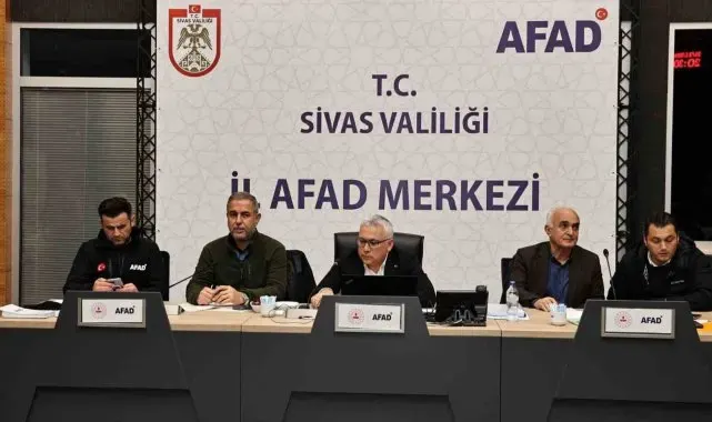 Sivas'ta 829 köy yolu ulaşıma kapandı
