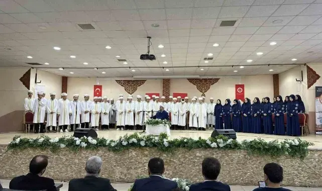 Simav'da 46 hafız için icazet merasimi düzenlendi
