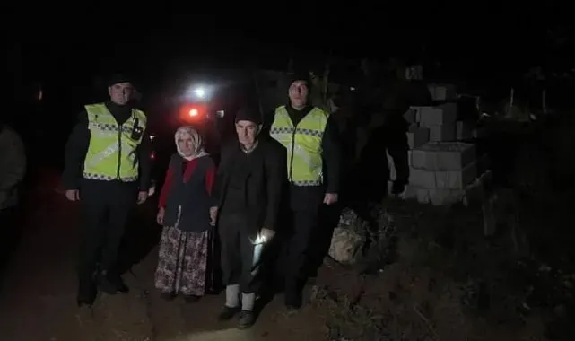 Artvin'de kaybolan kadın jandarma tarafından sağ salim bulundu