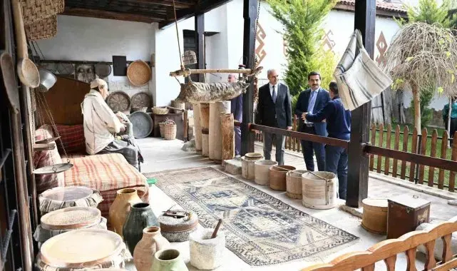 Tarihin izleri Poyraz Konağı'nda canlanıyor