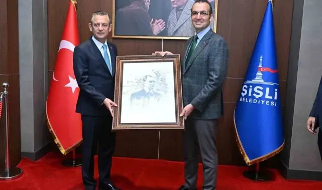 CHP Genel Başkanı Özgür Özel, Şişli Belediyesi'ni ziyaret etti