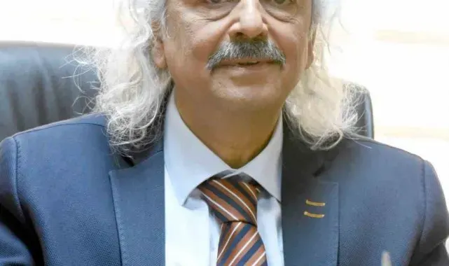 Özden: "Mustafa Kemal'i anlamak, Cumhuriyet'e sahip çıkmaktır"
