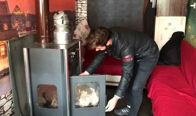 Soğuk havanın etkili olduğu Bayburt'ta sobalar yakılmaya başlandı