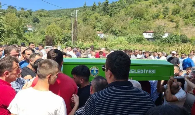 30 yaşındaki gencin öldürüldüğü cinayette 2 sanığa 25'er yıl hapis