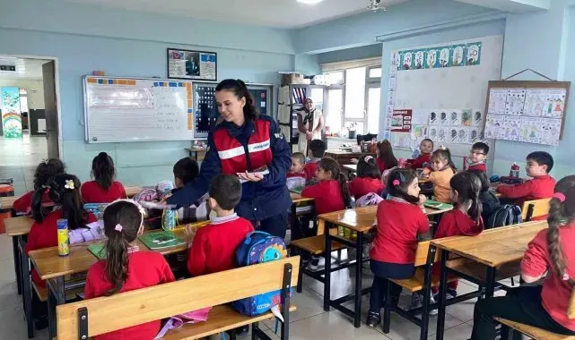 Jandarmadan güvenli internet eğitimi