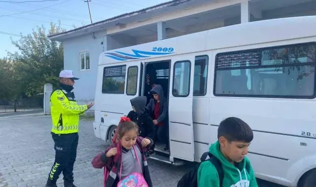Karpuzlu'da 32 öğrenciye trafik eğitimi verildi