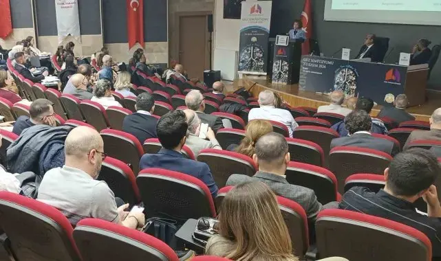 Konya'da "Hedef: Akciğerin Adenokanseri" başlıklı sempozyum