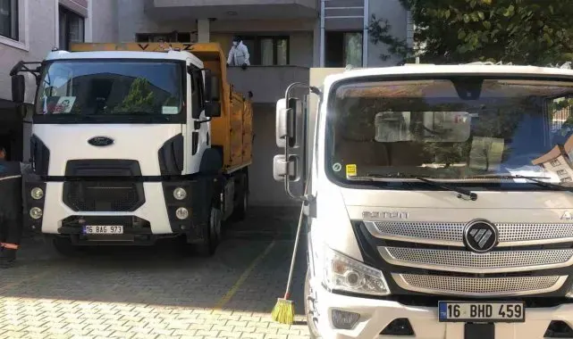 Dumlupınar Mahallesi'ndeki 'çöp ev' temizlendi