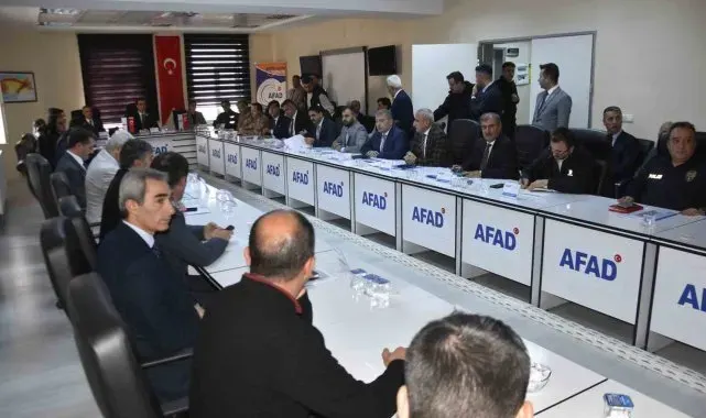 Bitlis'te kış tedbirleri toplantısı düzenlendi