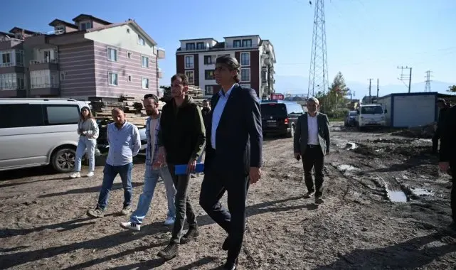 Kartepe İtfaiye Müfrezesi binasında çalışmalar sürüyor