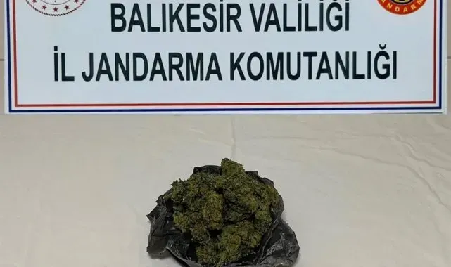 Balıkesir'de kaçakçılık operasyonunda 25 şüpheli yakalandı