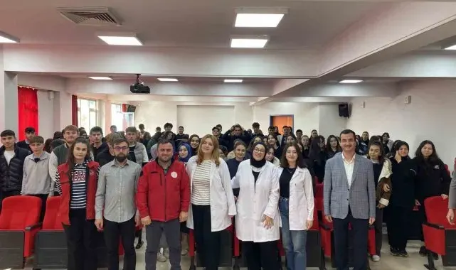Hemşirelik mesleğini öğrendiler