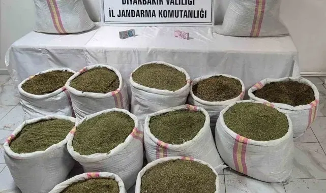 Diyarbakır'da 320 kilo toz esrar ele geçirildi