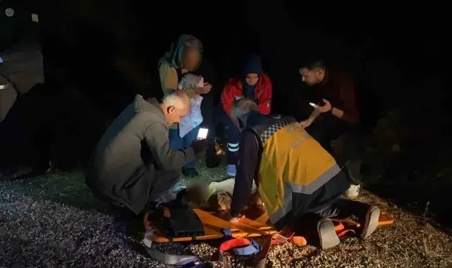 Adıyaman'da otomobil şarampole devrildi: 5 yaralı