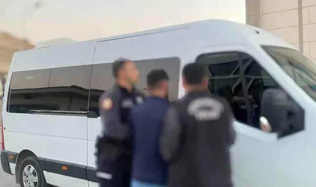 Kuşadası'nda çeşitli suçlardan aranan şüpheli yakalandı