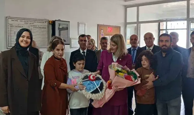 Milletvekili Ölmeztoprak'tan eğitim atağı