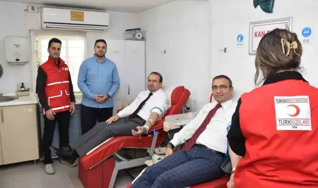 Kurum müdürleri kan bağışı kampanyasına destek verdiler