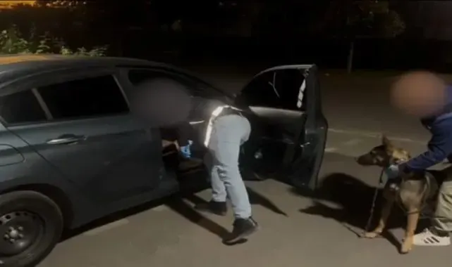 Batman'da otomobilde 2 kilo skunk ele geçirildi, 3 kişi tutuklandı