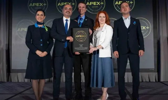 Ajet ilk uluslararası ödülünü aldı