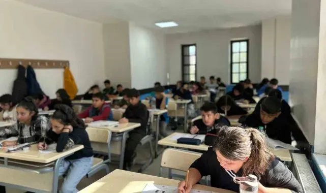 EĞT
