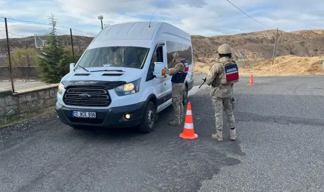 Bingöl'de okul çevreleri ve servis araçları denetlendi