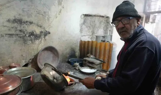 Unutulmaya yüz tutmuş kalaycılık mesleğini yaşatıyor