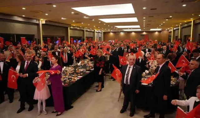 Cumhuriyet'in 101. yılına coşkulu kutlama