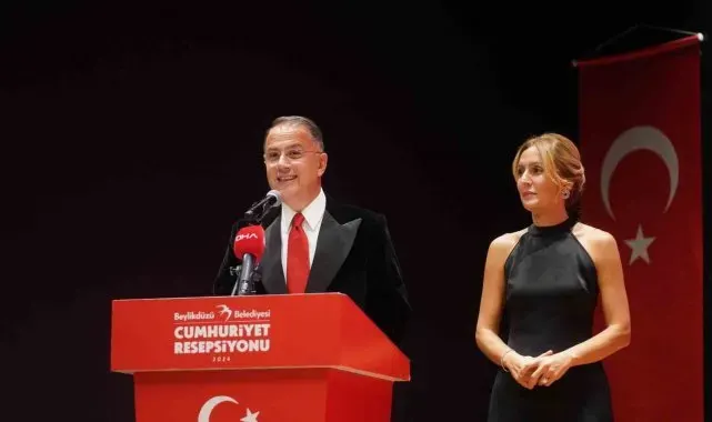 Beylikdüzü'nde Cumhuriyet resepsiyonu