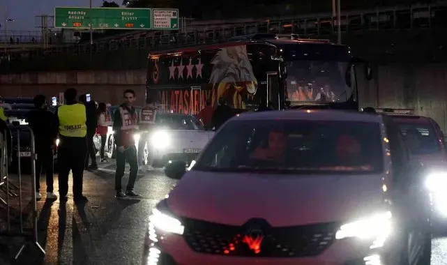 Galatasaray, derbi için stada geldi