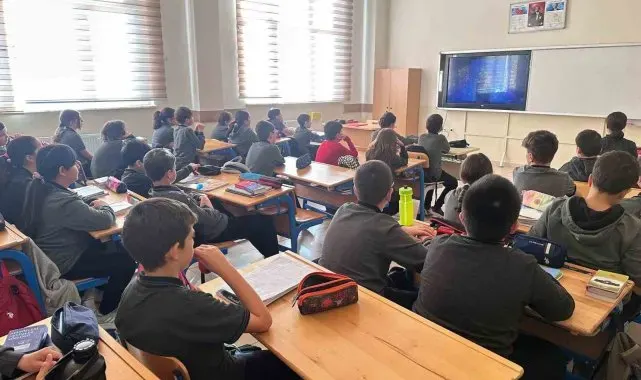 Dersimiz 'Cumhuriyete Doğru'