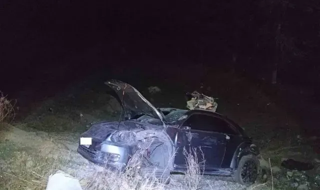 Şarampole giren otomobilde 5 kişi yaralandı