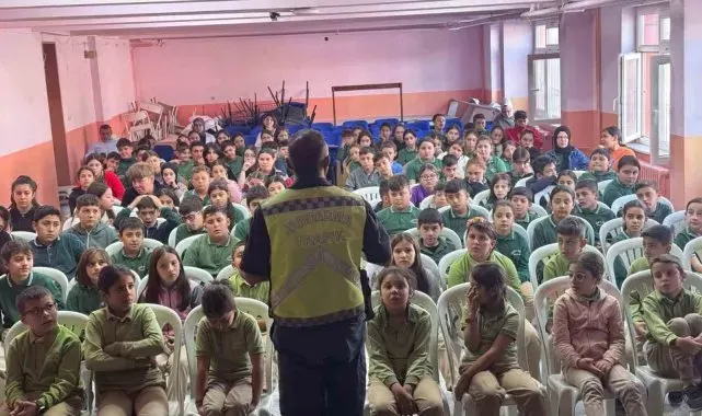 Aydın'da 300 öğrenciye trafik kuralları anlatıldı