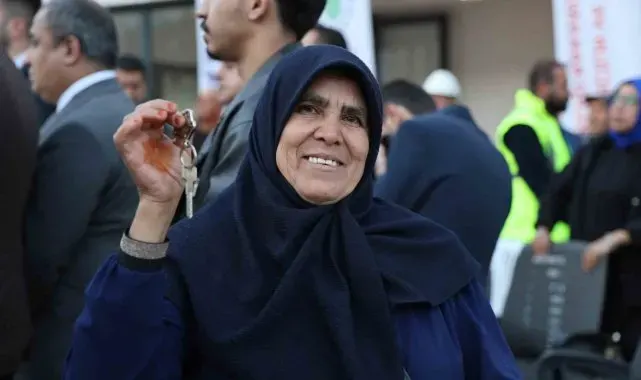 Kahramanmaraş'ta 3 bin 135 depremzede yeni evlerine kavuştu