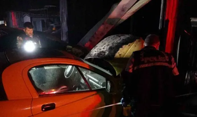 Eşi ile tartıştıktan sonra cinnet getiren esnaf işyerini ateşe verdi