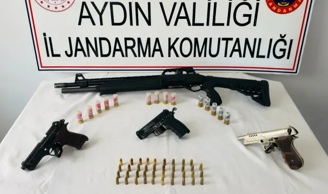İncirliova'da ruhsatsız silah ele geçirildi