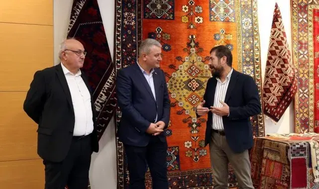 Serdivan'da Kültür Sanat'ta halı sergisi